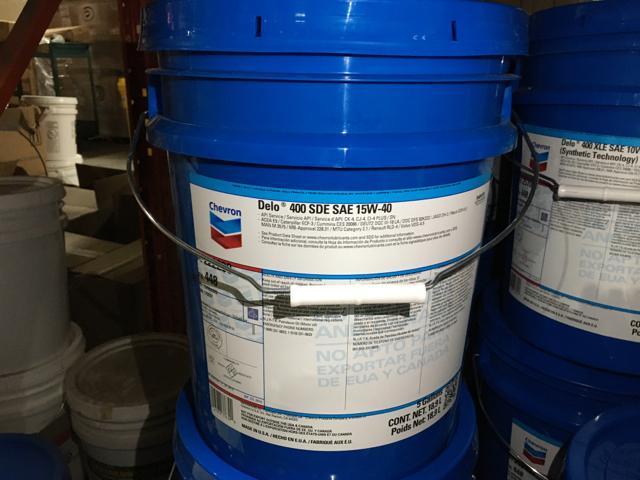 ZJB222290428, Chevron (Packaged Product), 15W40, CHV DELO 400 SDE, 18.9L - part number ZJB222290428