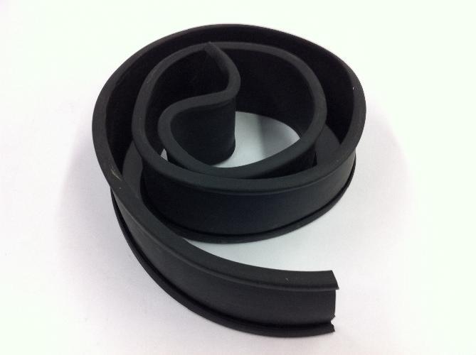 596589C1, Navistar International, 2" FUEL TANK LINING - part number 596589C1