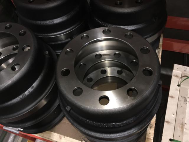 37BD21ABW, Silverback Brake Drums, 3721AX 15X4 FRONT BAL DRUM - part number 37BD21ABW