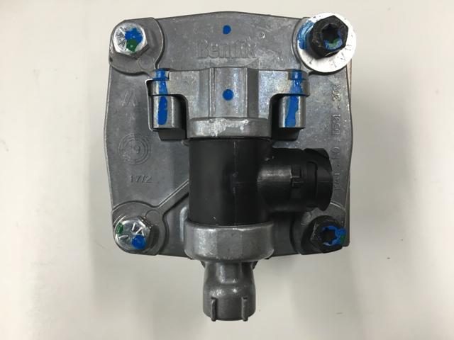 BXK072339, Bendix, ATR6 TRACTION RELAY VLV - part number BXK072339