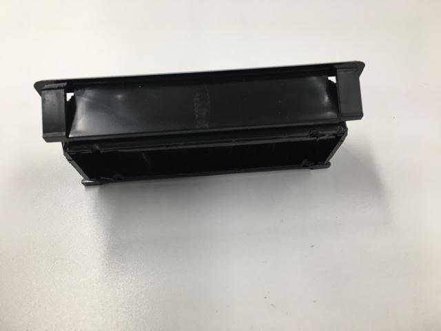 2032844C1, Navistar International, BEZEL AIR COND (RECT) - part number 2032844C1