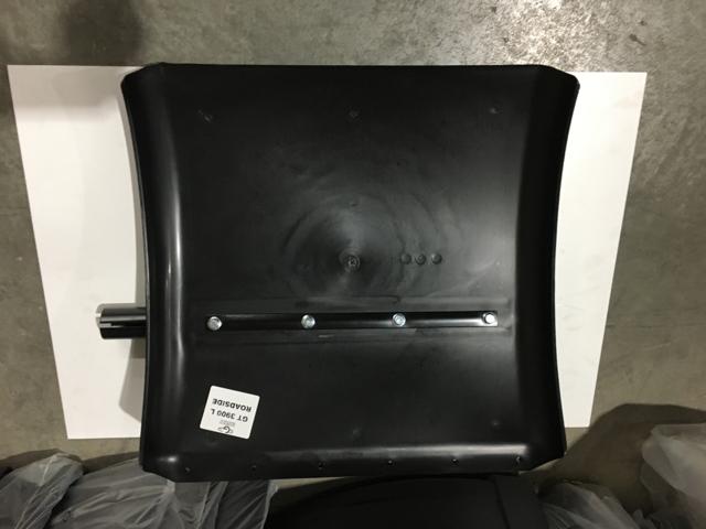 UPTGT3900L, NAVISTAR LIGHT DUTY PARTS, BLACK POLY FENDER ASSM, LFT/RT - part number UPTGT3900L