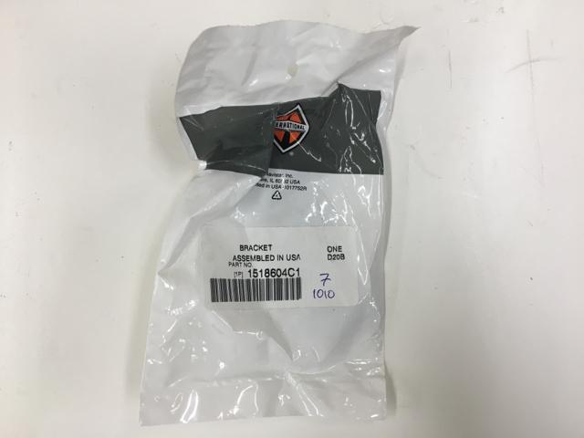 1518604C1, Navistar International, BRACKET - part number 1518604C1