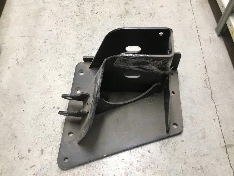 S-30156-1R, Hendrickson Trailer Parts, BRACKET FRAME - S-30156-1R