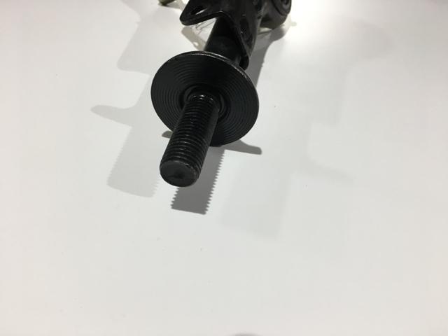 2593980C91, Navistar International, BRACKET, ISOLATOR - part number 2593980C91