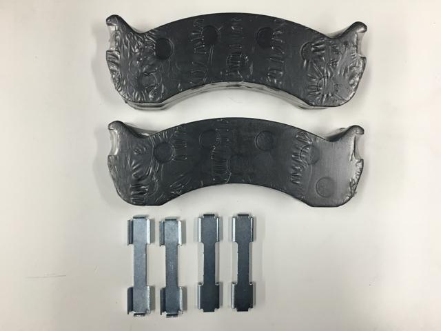 BXMKD786, Bendix, PAD, BRAKE, BLUE BOX, ABUTMENT KIT INCLUDED, HARDWARE KIT NOT REQ, CHAMFER INCLUDED, SLOT INCLUDED, TITANIUM NOT REQ, MATERIAL TYPE SEMI-METALLIC - part number BXMKD786
