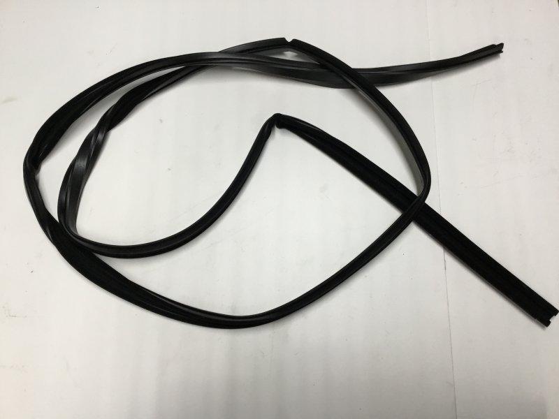 498853C2, Navistar International, CHANNEL - part number 498853C2