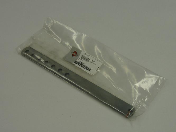 212134R1, Navistar International, CLAMP - part number 212134R1