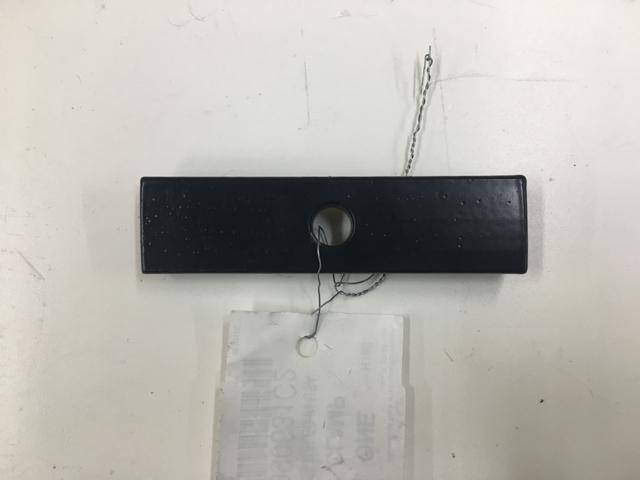 4090631C2, Navistar International, CLAMP, HOLD DOWN RETAINER - part number 4090631C2