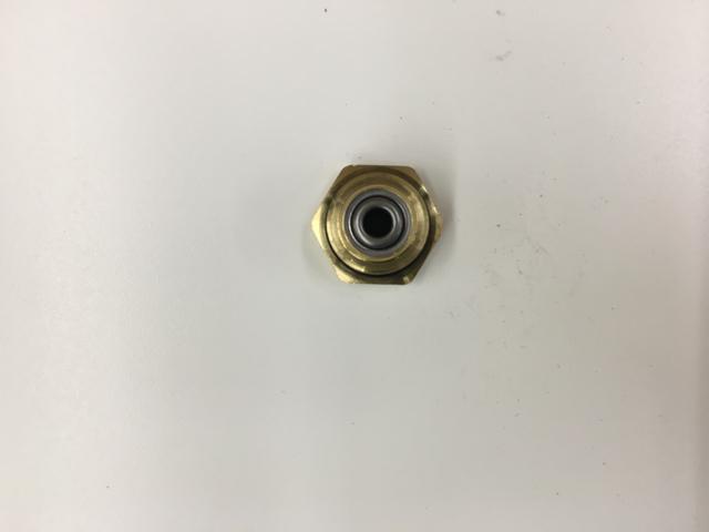 6131525C1, Navistar International, CONNECTOR, M22 MALE X 3/8 - 6131525C1