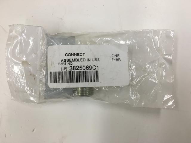 3825069C1, Navistar International, CONNECTOR, OIL FILL TUBE - part number 3825069C1