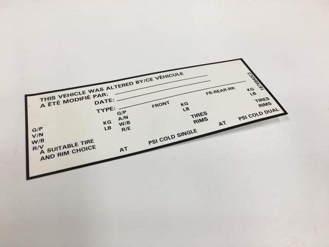 1676840C3, Navistar International, DECAL, ENGLISH/FRENCH - part number 1676840C3