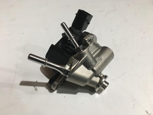 2524485C92, Navistar International, DOWNSTREAM DEF DOSER KIT - part number 2524485C92