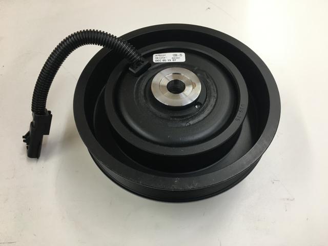 4045105C1, Navistar International, CLUTCH, FAN - part number 4045105C1