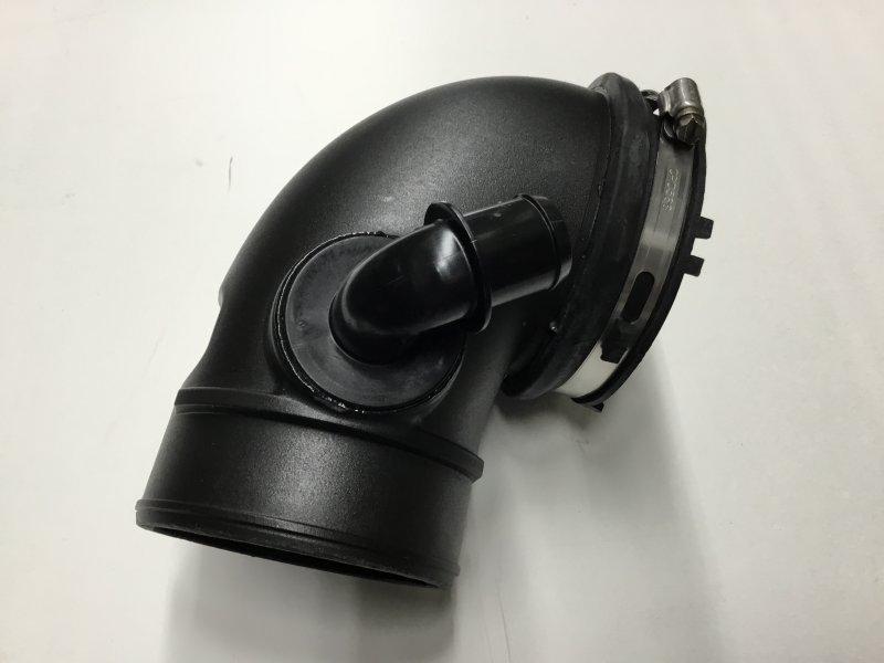 1889150C91, Navistar International, DUCT, TURBO INLET, 04/24/2009 AND LATER - part number 1889150C91