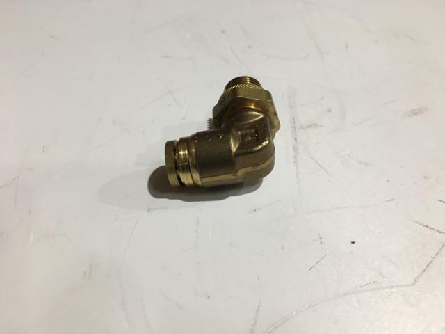 3527133C1, Navistar International, ELBOW, 90 DEG SWVL 3/8XM16X1. - part number 3527133C1