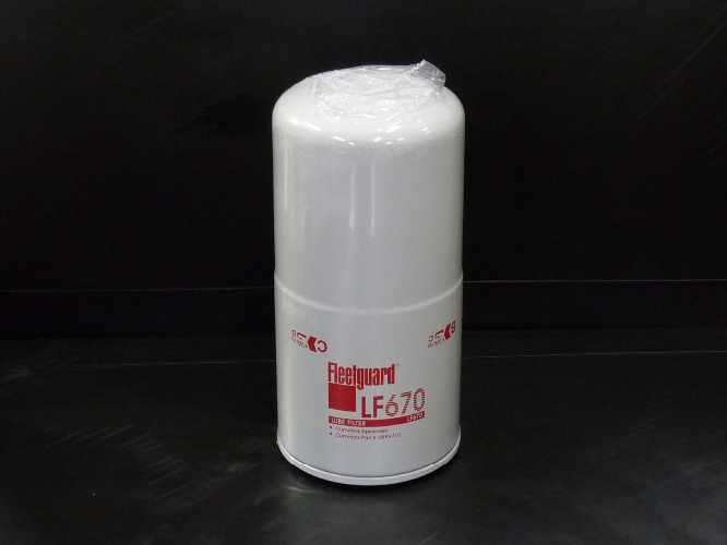 LF670, Fleetguard, FILTER-LUBE OIL - LF670