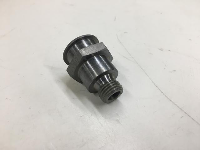 7082622C1, Navistar International, FITTING, FUEL LINE, RETURN - part number 7082622C1