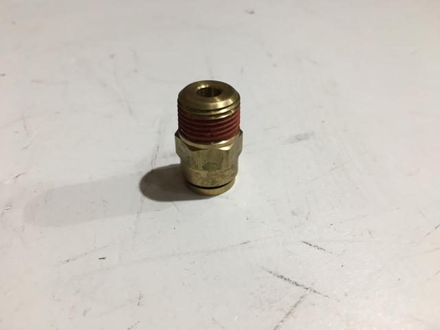 6131529C1, Navistar International, FITTING, QUICK CONNECT - part number 6131529C1