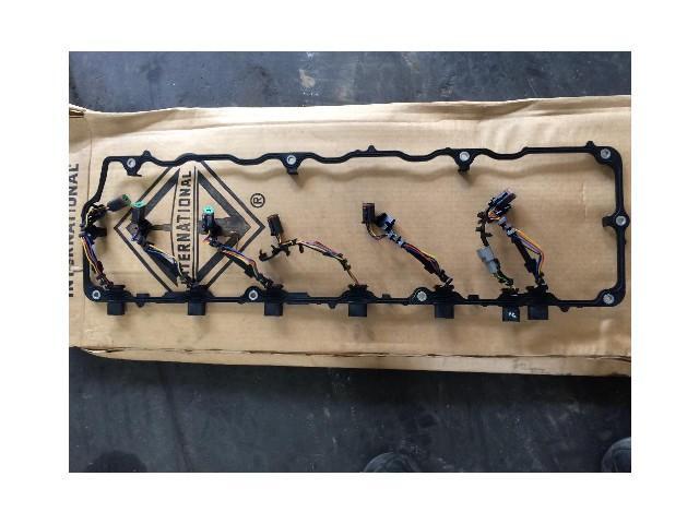 1842196C96, Navistar International, GASKET ASSY, VALVE COVER, ENGINE, UVC HARNESS - part number 1842196C96