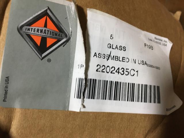 2202435C1, Navistar International, GLASS, QUARTER LAMINATED CLEAR - part number 2202435C1