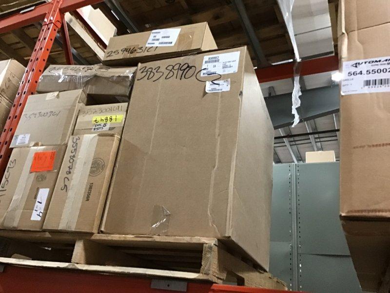 3838990C2, Navistar International, GUARD, FENDER, FRONT, SPLASH OR MUD HDD SFA, RH - part number 3838990C2