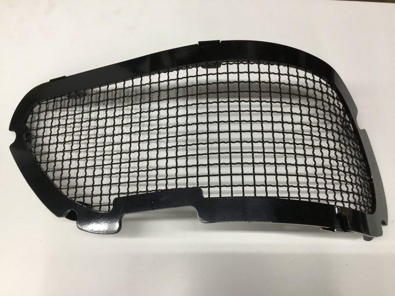 3928701C91, Navistar International, GUARD, RH HEADLAMP GRILLE - 3928701C91