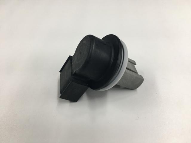 2601318C1, Navistar International, HOLDER,BULB TURN LITE - part number 2601318C1