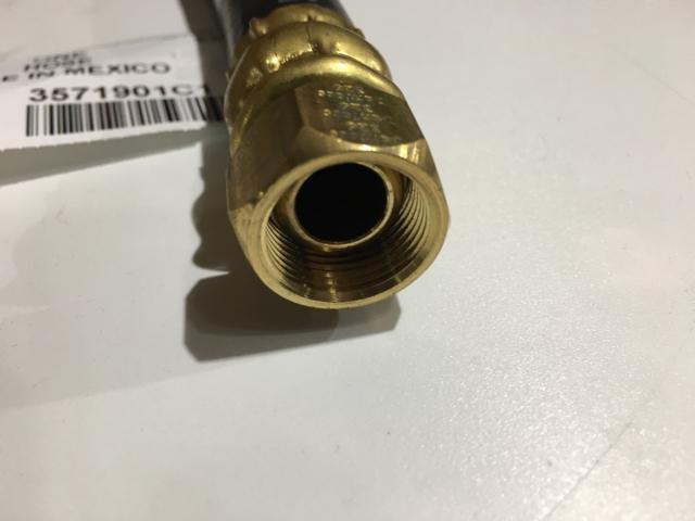 3571901C1, Navistar International, HOSE, FLEX AIR 1/2IDX7/8 22.25" - part number 3571901C1