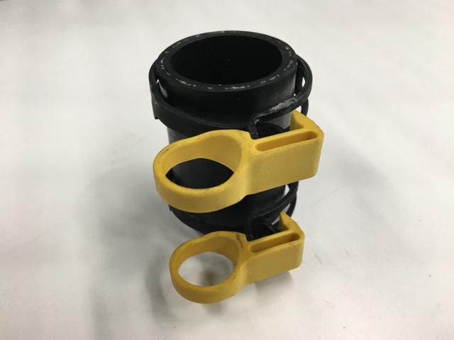 4079722C92, Navistar International, HOSE, OIL FILLER W/ CLAMPS - part number 4079722C92