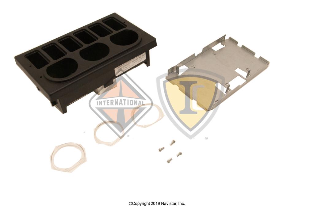 3595985C1, Navistar International, HOUSING SWITCH 6&3 GAUGE PAC - 3595985C1