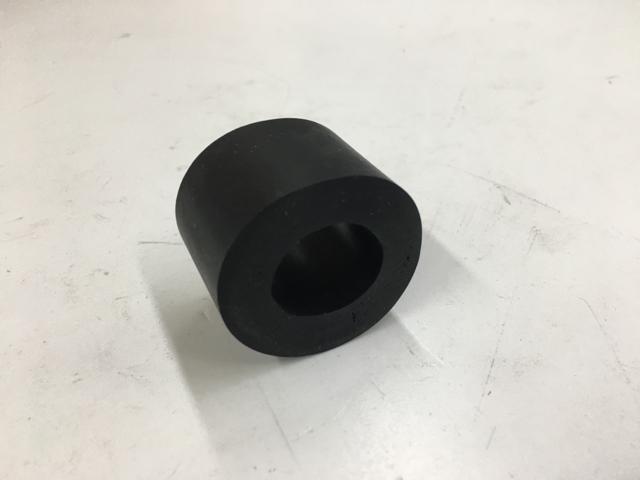 299341C1, Navistar International, INSULATOR - part number 299341C1