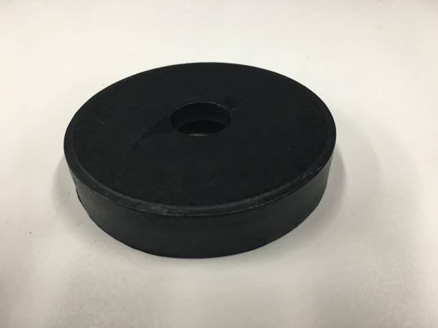 1664726C4, Navistar International, INSULATOR, FRONT UPPER ENG MTG - part number 1664726C4