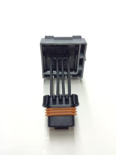 2512776C91, Navistar International, CONTROL KIT, CLUTCH SWITCH - part number 2512776C91