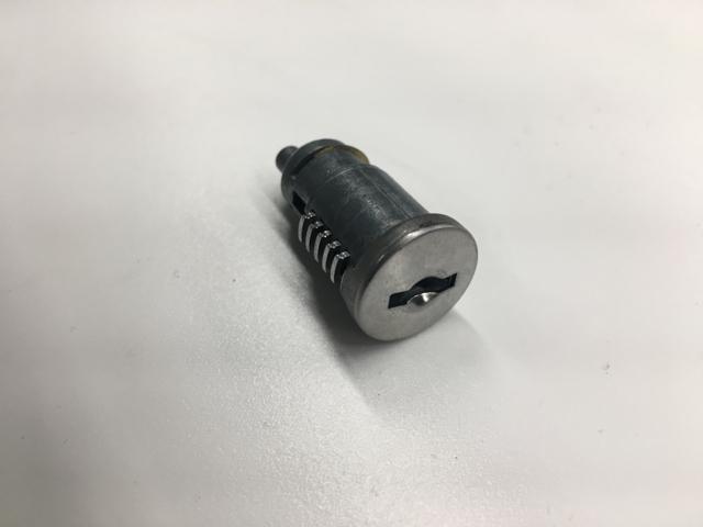 3547891C92, Navistar International, KIT, DOOR LOCK/KEY/SWITCH - part number 3547891C92