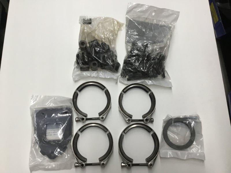 2517621C91, Navistar International, BOLTS AND GASKET KIT, EXHAUST MANIFOLD - part number 2517621C91