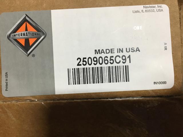 2509065C91, Navistar International, BRACKET, MIRROR, LH - part number 2509065C91