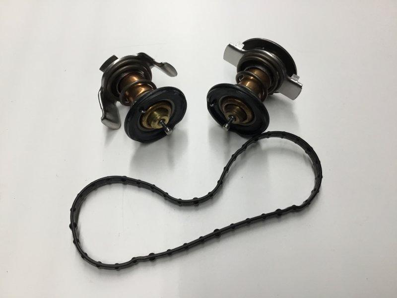 その他 norinori Amazon.com: INTERNATIONAL Engine Thermostat - 1899571C91