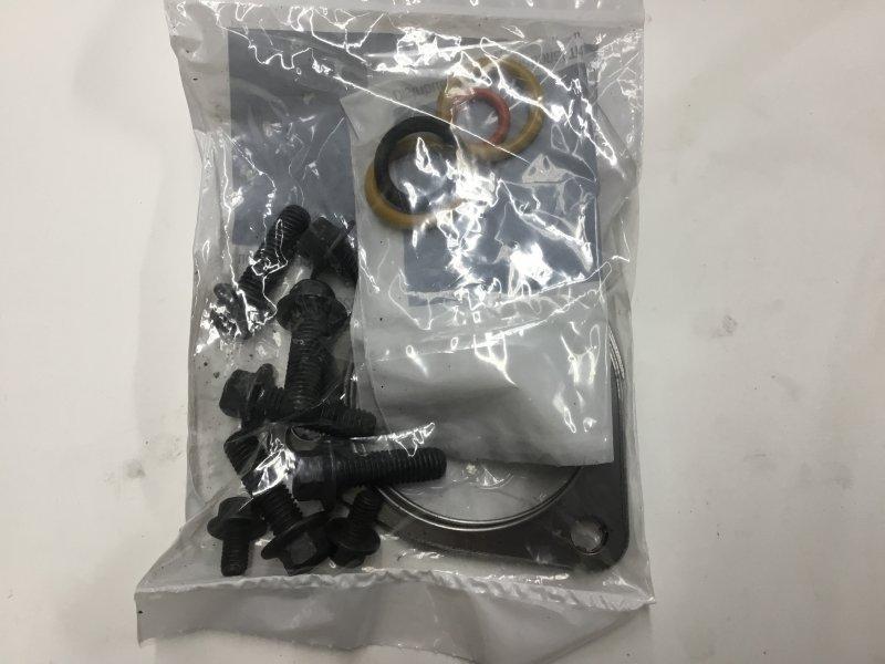 1876540C92, Navistar International, MOUNTING KIT, TURBO - part number 1876540C92