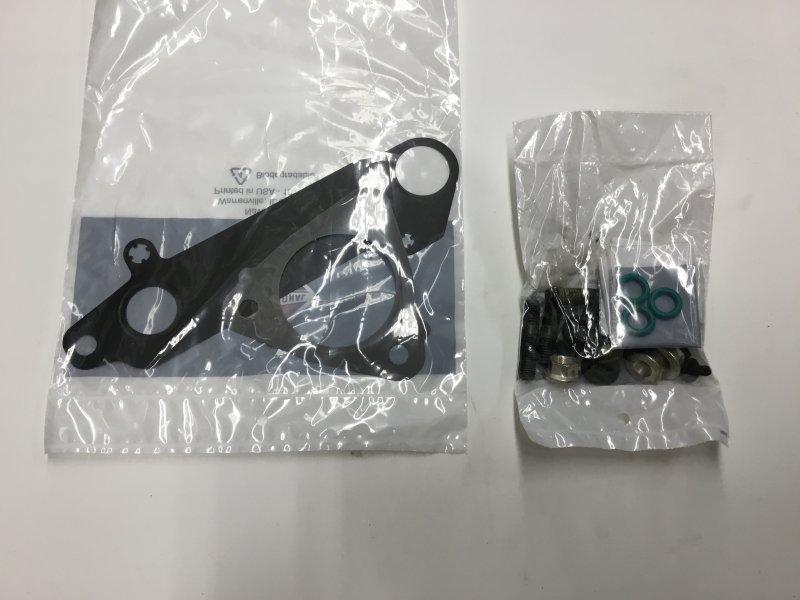 1897455C93, Navistar International, MOUNTING KIT, TURBO - part number 1897455C93