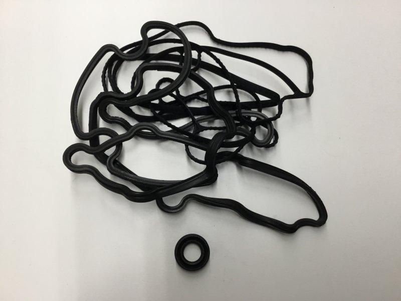 1899560C91, Navistar International, GASKET KIT, VALVE COVER, ENGINE - part number 1899560C91