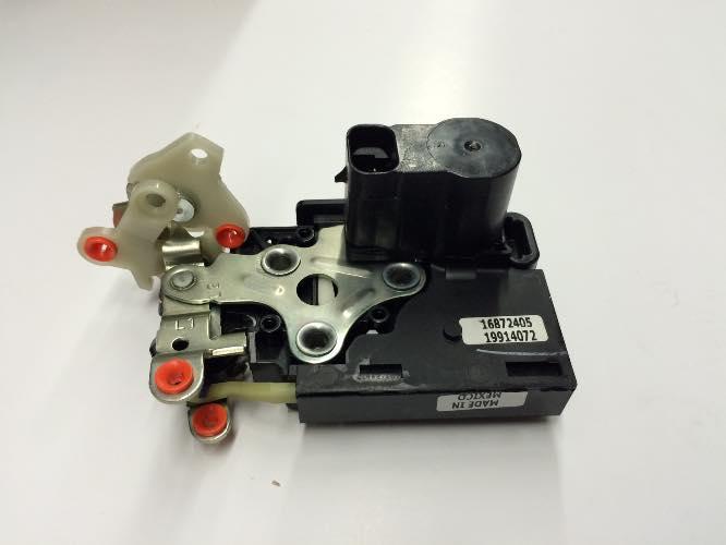 2593972C1, Navistar International, LATCH - part number 2593972C1