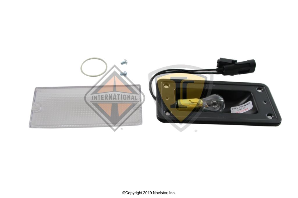 1658560C91, Navistar International, LIGHT - part number 1658560C91