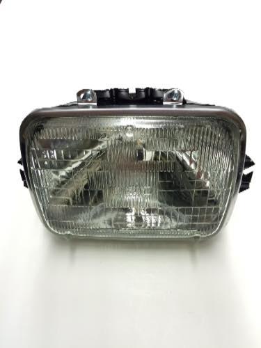 1686721C91, Navistar International, LIGHT - part number 1686721C91