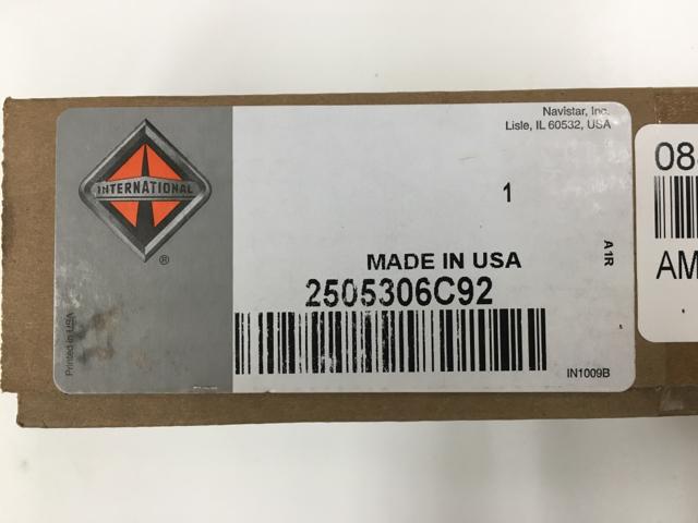 2505306C92, Navistar International, LIGHT ASSEMBLY CLEARANCE AMBER LIGHT LEFT - part number 2505306C92