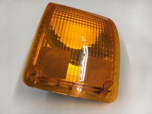 1661762C94, Navistar International, LIGHT TURN SIGNAL RIGHT - part number 1661762C94