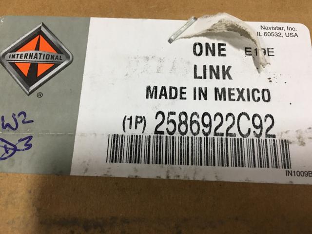 2586922C92, Navistar International, LINKAGE, WINDSHIELD WIPER, PIVOT ASSY - part number 2586922C92