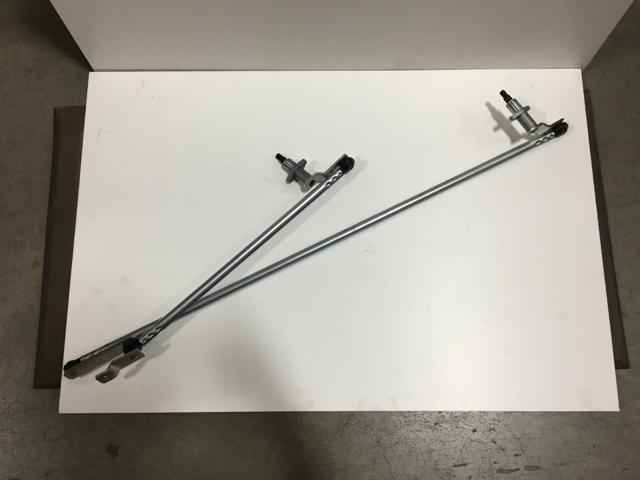 2586922C92, Navistar International, LINKAGE, WINDSHIELD WIPER, PIVOT ASSY - part number 2586922C92