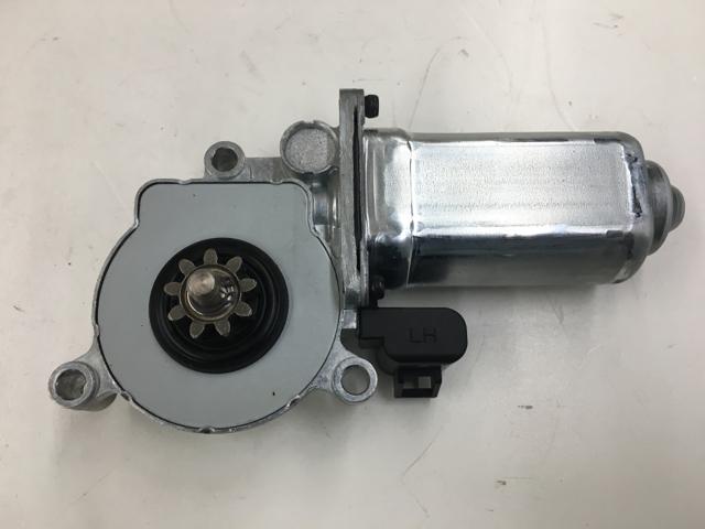 2505420C91, Navistar International, Navistar International 2505420C91 - MOTOR, LH WINDOW REGULATOR - part number 2505420C91