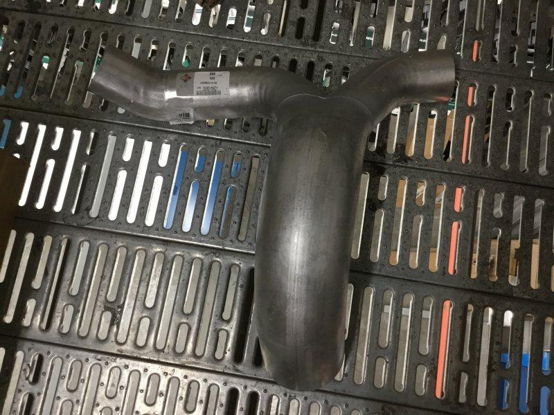 3530109C1, Navistar International, PIPE - part number 3530109C1